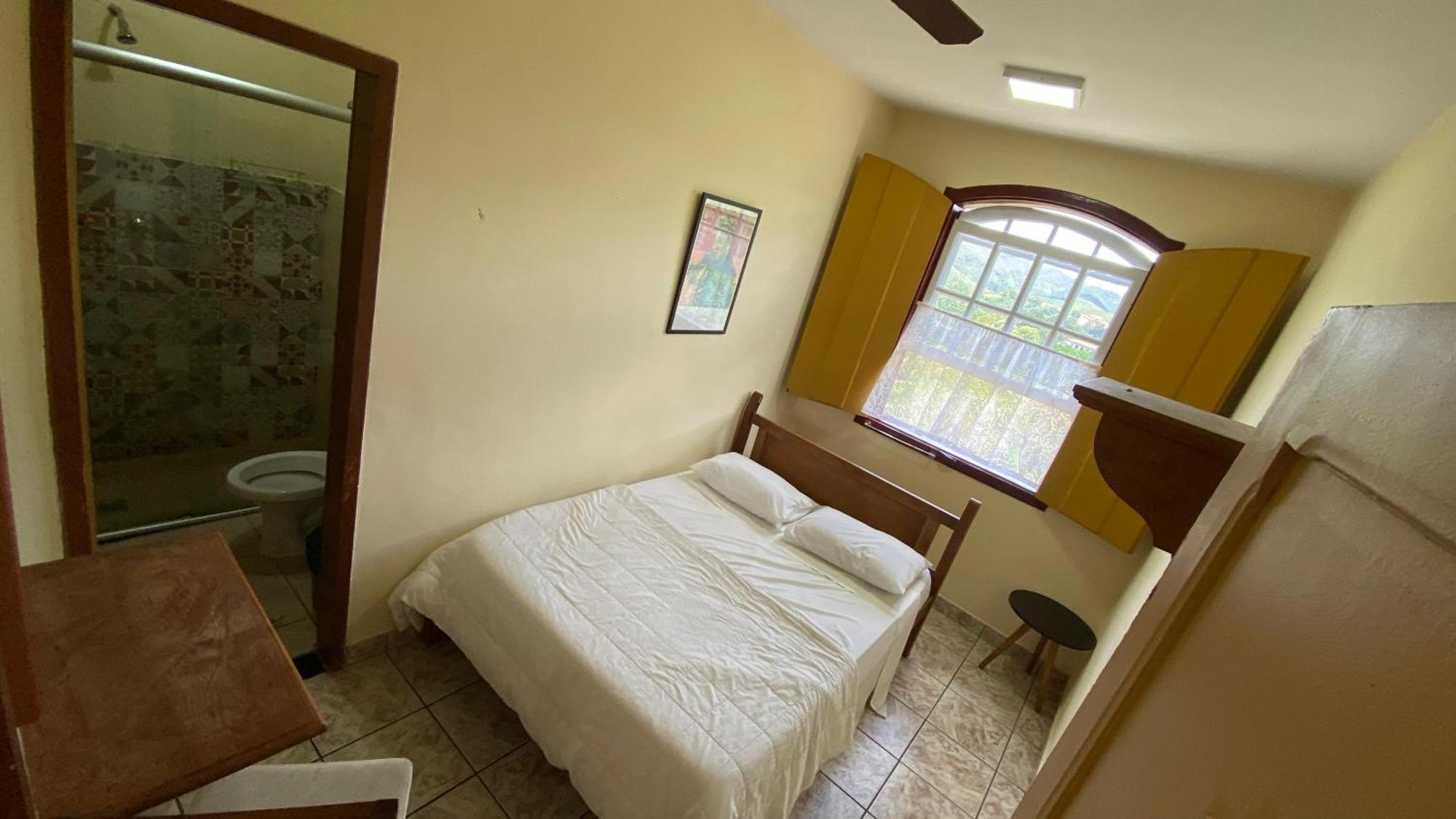 Brumas Ouro Preto Hostel E Pousada Bilik gambar